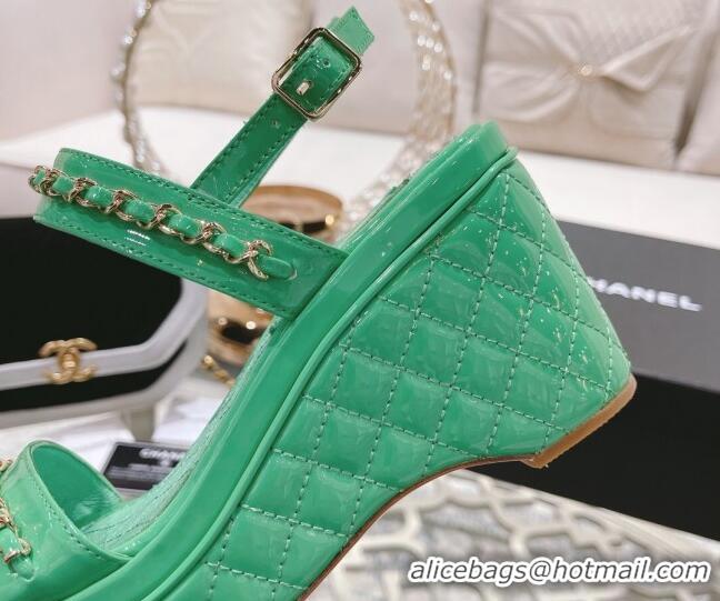 Discount Chanel Patent Leather Wedge Sandals with Chain 030451 Green