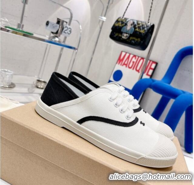 Sumptuous Chanel Canvas Sneakers White/Black 030540