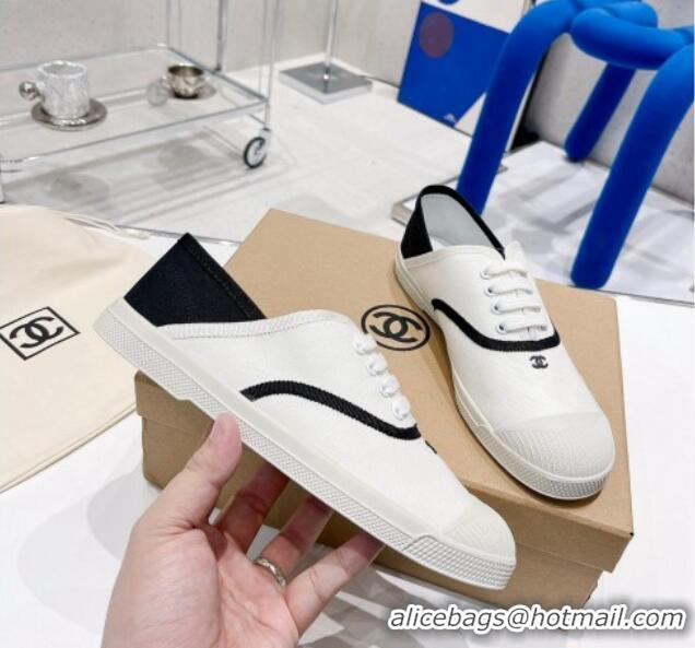 Sumptuous Chanel Canvas Sneakers White/Black 030540