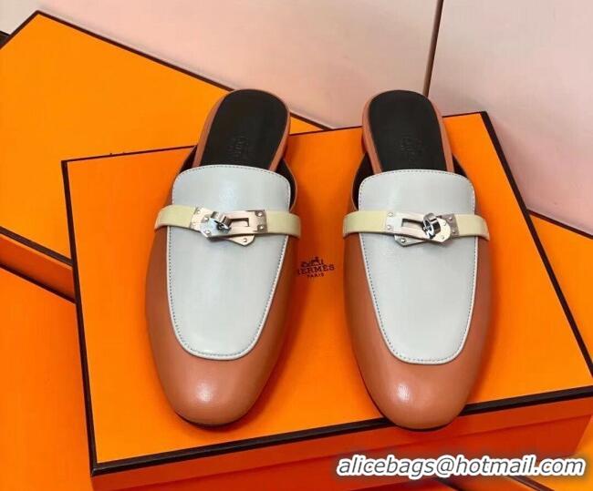 Classic Hot Hermes Oz Mule in Smooth Calfskin with Iconic Kelly Buckle Brown/Off-white 0209067