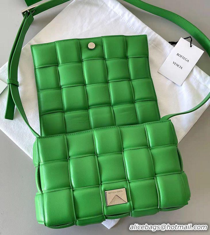 ​Top Grade Bottega Veneta PADDED CASSETTE Bag 591970 Green Silver