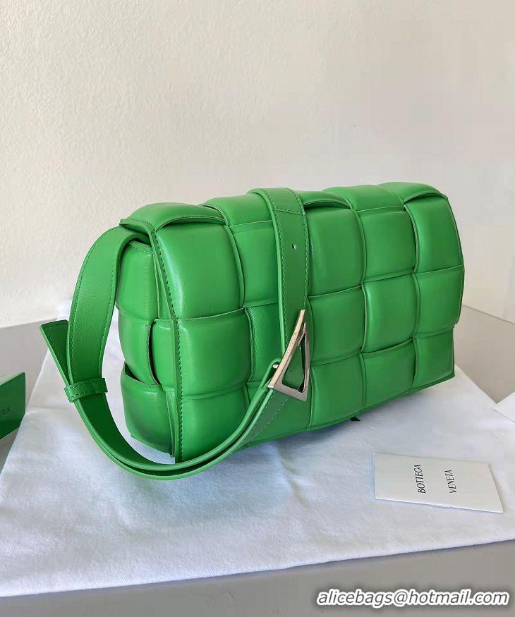 ​Top Grade Bottega Veneta PADDED CASSETTE Bag 591970 Green Silver