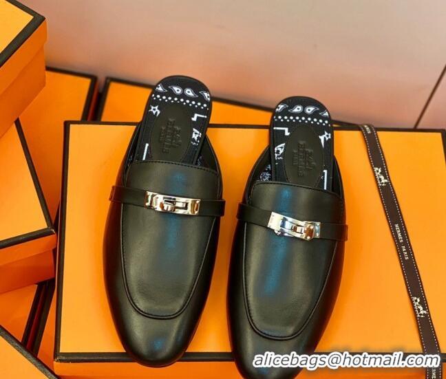 Stylish Hermes Oz Mule in Smooth Calfskin with Iconic Kelly Buckle Black 0212067