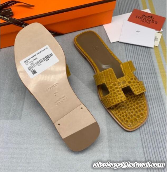 AAAAA Hermes Oran Crocodile Embossed Leather Flat Slide Sandals 0216139 Yellow