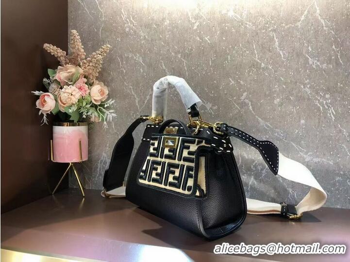 Good Taste Fendi Peekaboo ISeeU Small leather bag F8636 BLACK