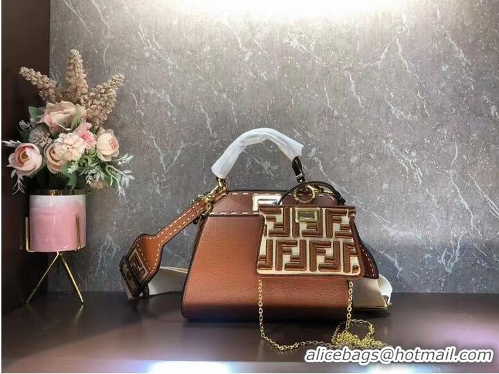 Buy Fashionable Fendi Peekaboo ISeeU Small leather bag F8636 brown