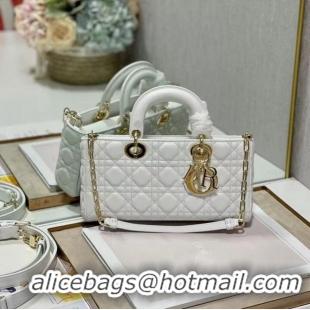 Market Sells MEDIUM LADY DIOR BAG Cannage Lambskin C2820 White