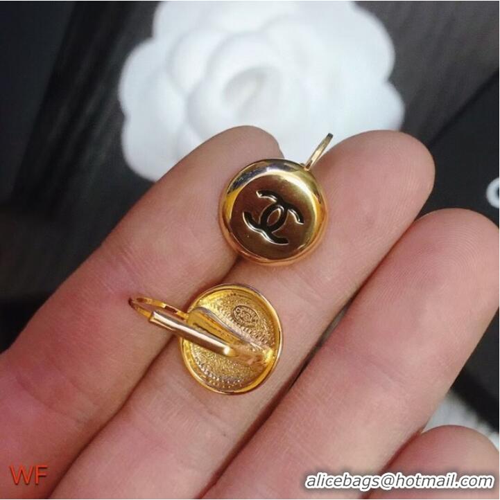 Famous Brand Chanel Earrings CE7640