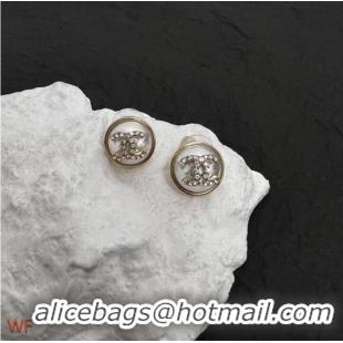 Well Crafted Chanel Earrings CE7642