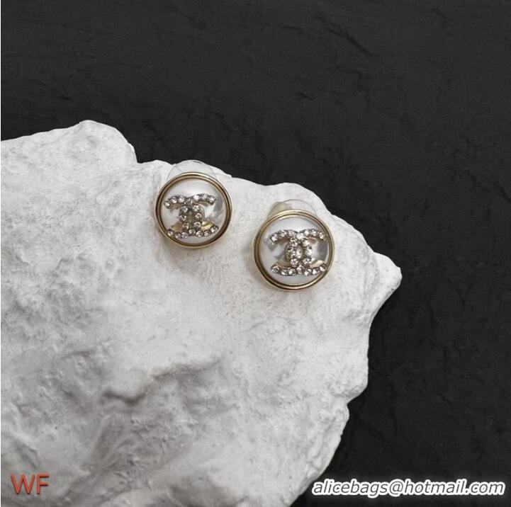 Well Crafted Chanel Earrings CE7642