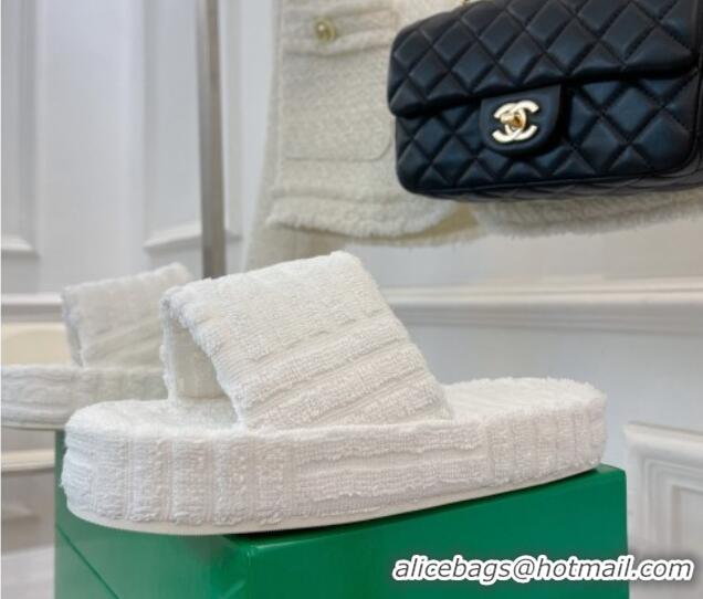 Trendy Design Bottega Veneta Resort Sponge Towel Slides Sandals White 032179