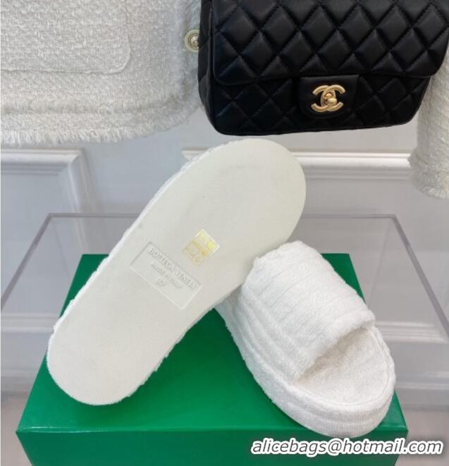 Trendy Design Bottega Veneta Resort Sponge Towel Slides Sandals White 032179