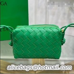 Famous Brand Bottega Veneta Mini Loop Crossbody Bag Parakeet BV0531 Green