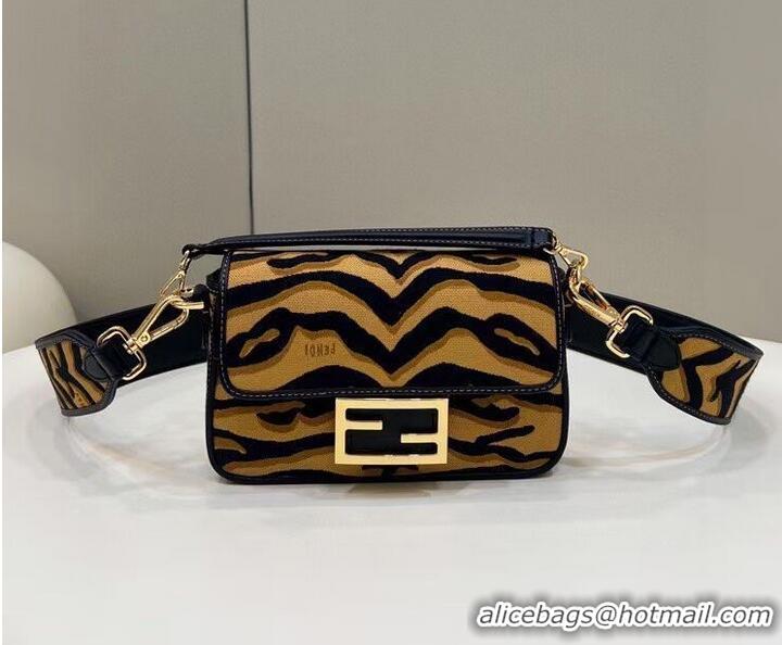 Famous Brand FENDI MIDI BAGUETTE fabric Shoulder Bag 8BM025 brown