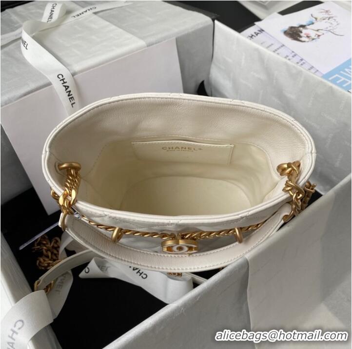 Famous Brand Chanel Drawstring Bag & Gold Metal AS3116 white