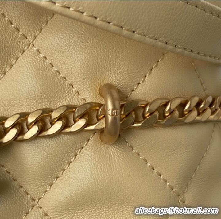 Stylish Chanel Drawstring Bag & Gold Metal AS3116 yellow