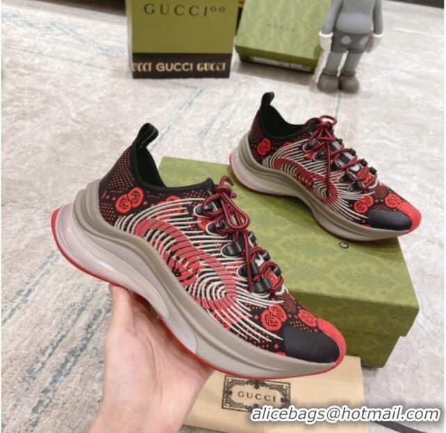 Stylish Gucci Run Sneakers in Interlocking G Knit Fabric Black/Red 032545