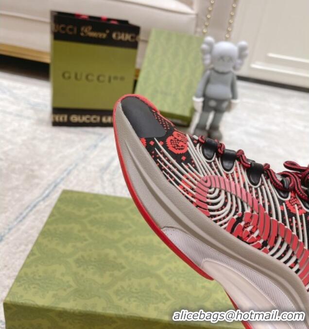 Stylish Gucci Run Sneakers in Interlocking G Knit Fabric Black/Red 032545