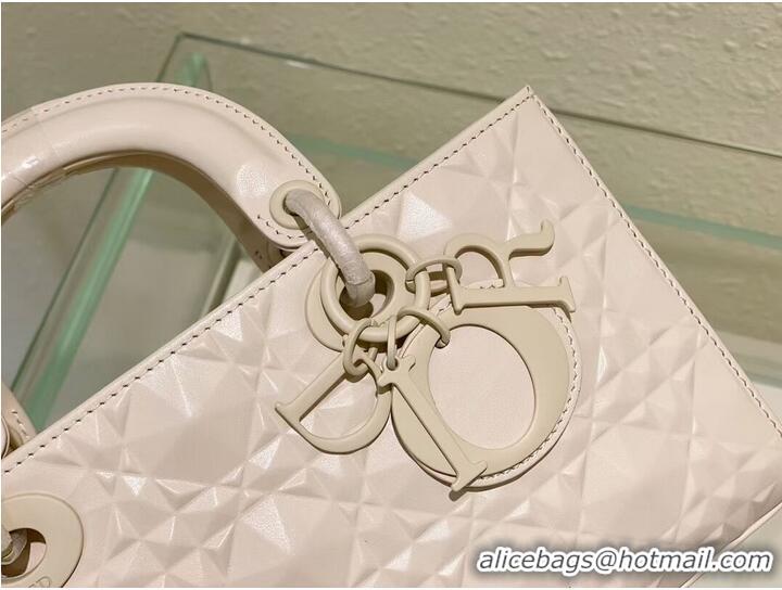 Promotional MEDIUM LADY DIOR BAG Cannage Lambskin C2811 CREAM