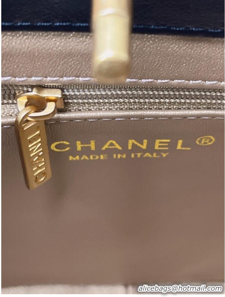 Famous Brand Chanel Calfskin Shoulder Bag AS3112 black