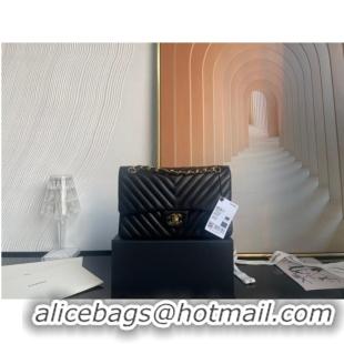 Shop Grade Chanel classic handbag Lambskin & gold Metal V01112 black