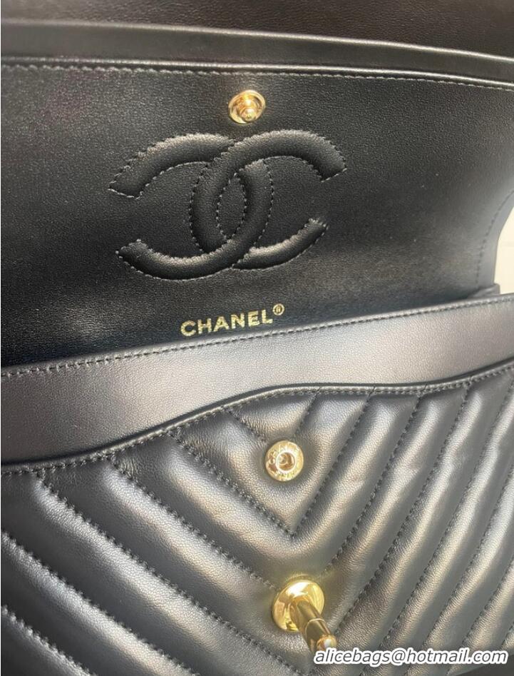 Shop Grade Chanel classic handbag Lambskin & gold Metal V01112 black