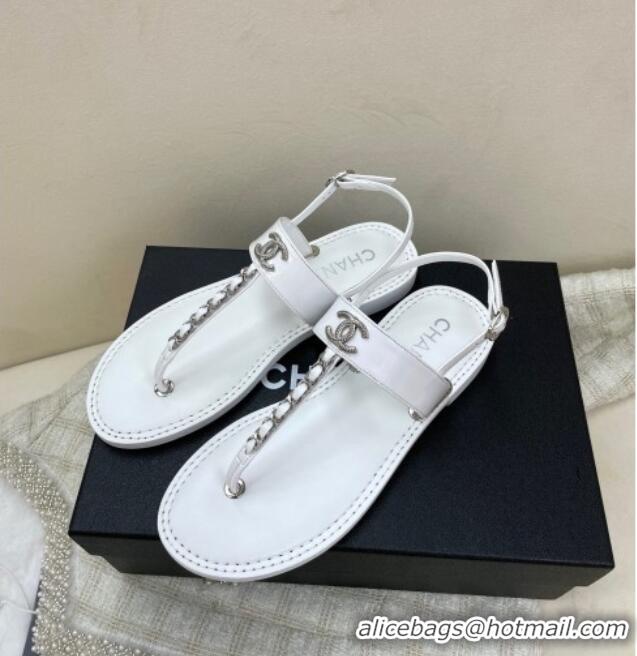 Stylish Chanel Patent Calfskin Flat Sandals G38221 White