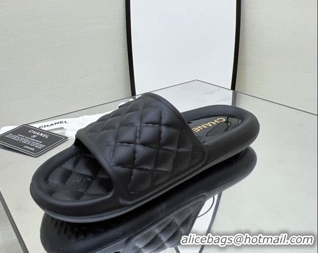 Unique Style Chanel Quilted Leather Foldover Flat Slide Sandals Black 032533