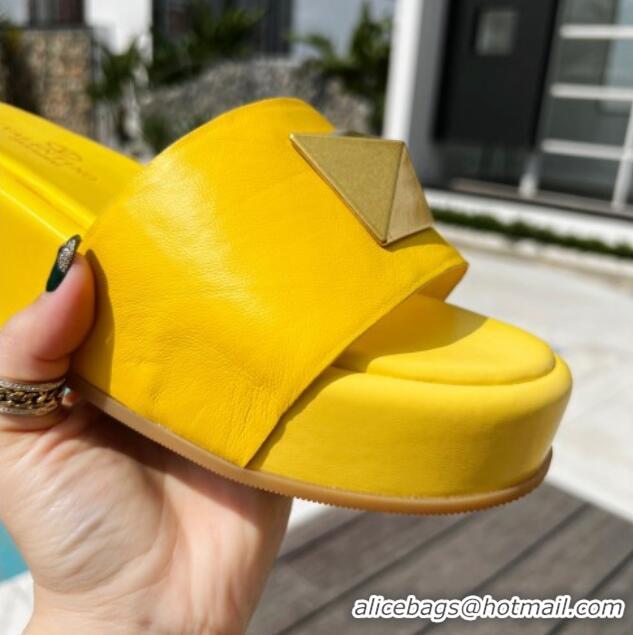 Best Product Valentino One Stud Lambskin Platform Slide Sandals Yellow 0323119