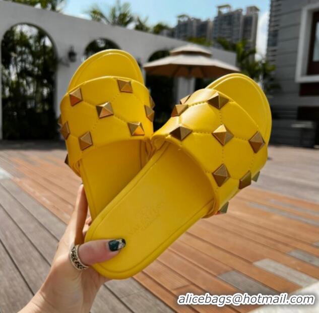 Best Grade Valentino Rockstud Lambskin Platform Slide Sandals Yellow 0323125