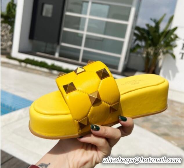 Best Grade Valentino Rockstud Lambskin Platform Slide Sandals Yellow 0323125