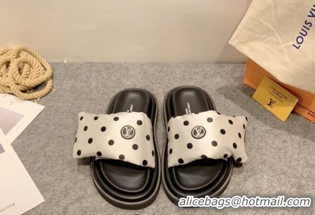 Top Design Louis Vuitton Pool Pillow Comfort Dotted Slide Sandals White 032340