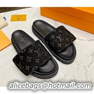 Durable Louis Vuitton Pool Pillow Comfort Monogram Suede Slide Sandals Black 032341