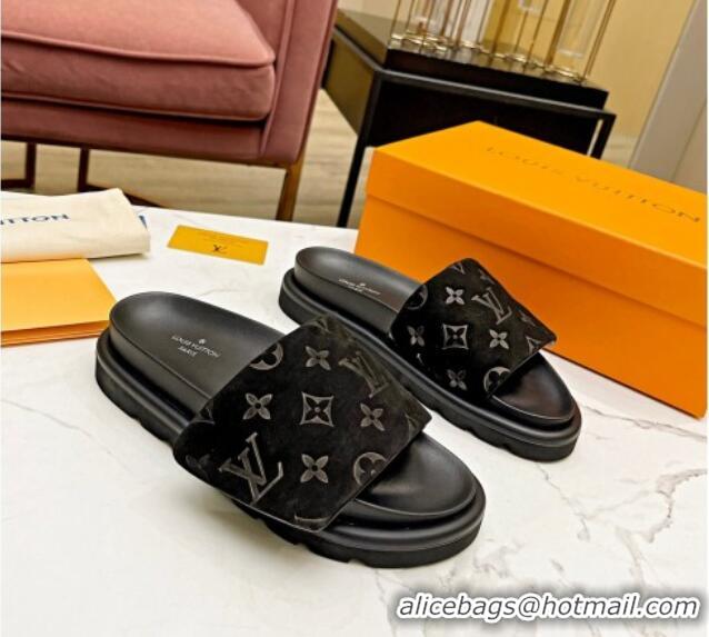 Durable Louis Vuitton Pool Pillow Comfort Monogram Suede Slide Sandals Black 032341