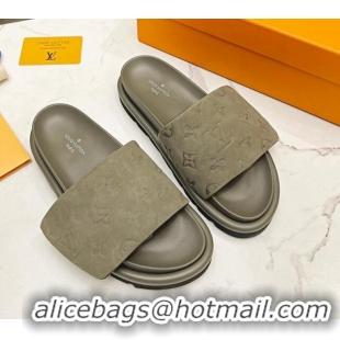 Stylish Louis Vuitton Pool Pillow Comfort Monogram Suede Slide Sandals Khaki Grey 032345