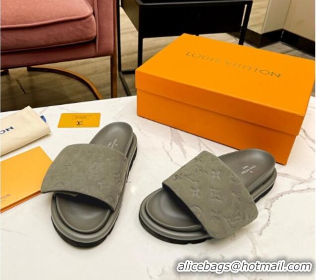 Stylish Louis Vuitton Pool Pillow Comfort Monogram Suede Slide Sandals Khaki Grey 032345