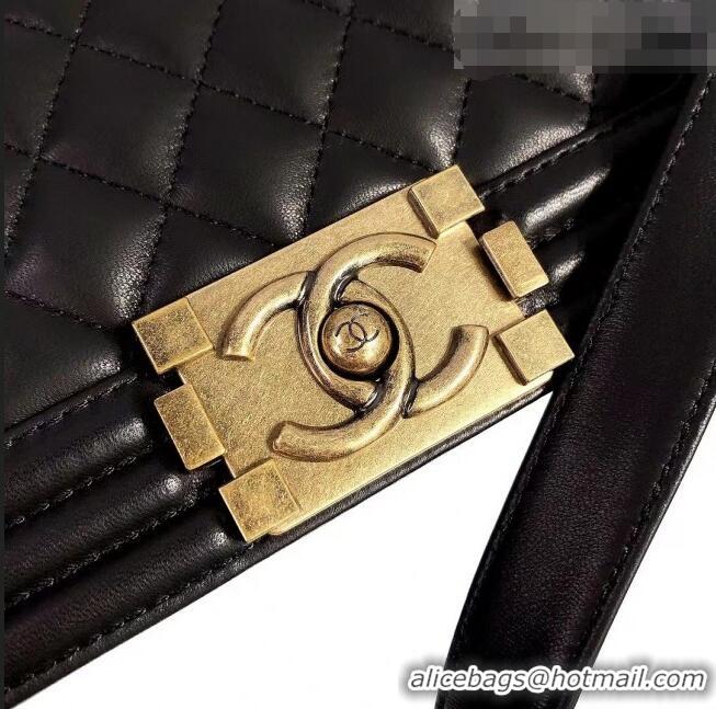 Famous Brand Chanel Lambskin Small Classic Boy Flap Bag A67085 Black/Aged Gold 2022