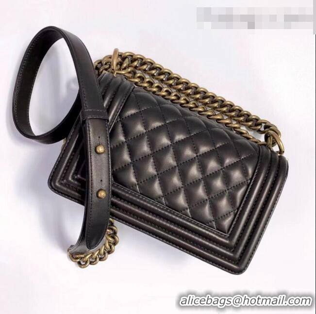 Famous Brand Chanel Lambskin Small Classic Boy Flap Bag A67085 Black/Aged Gold 2022