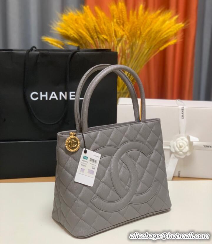 Shop Grade Chanel Tote Bag Grained Calfskin&Gold-Tone Metal AS1804 gray