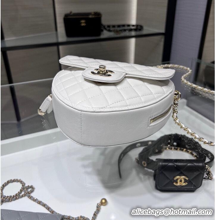 Affordable Price Chanel 2022S Love Heart Original Lambskin Crossbody Chain Bag AS3191Y White