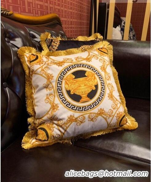 Classic Grade Versace Pillow V38302 2021