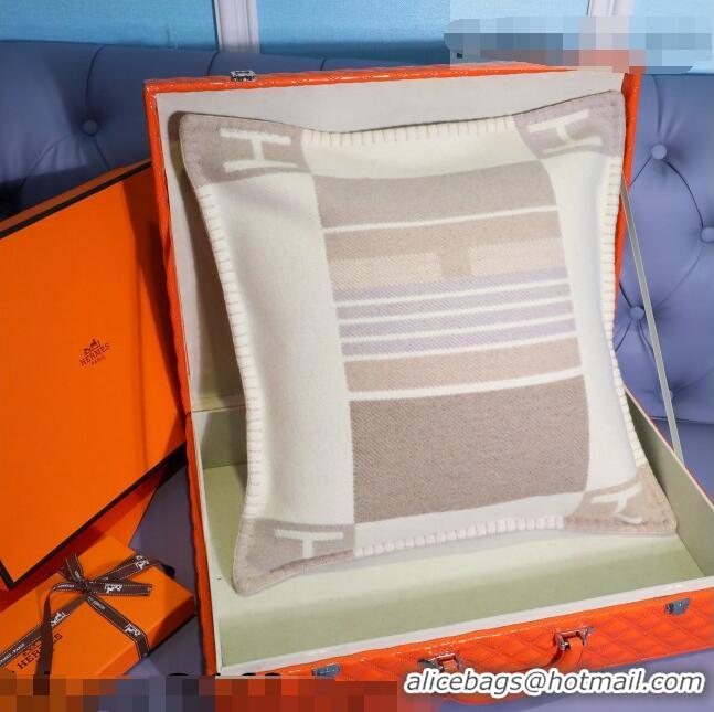 Famous Brand Hermes Avalon Wool Pillow 50x50cm H110272 Beige 2021