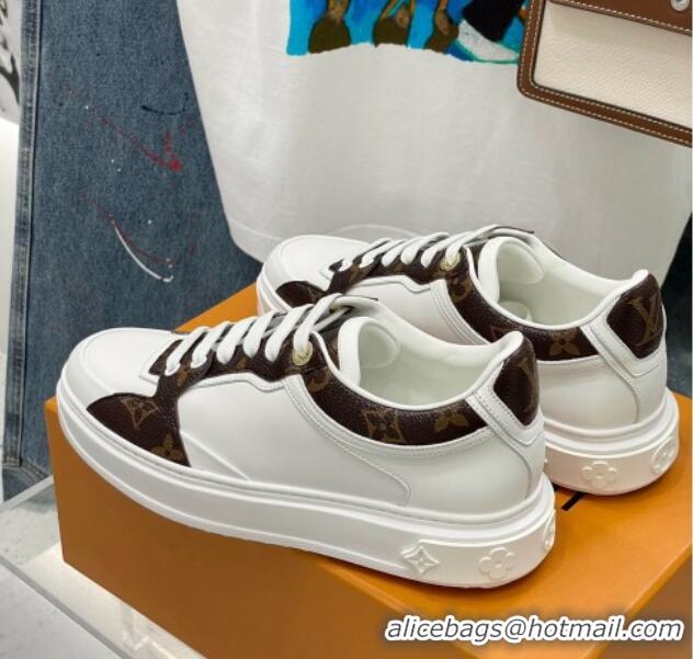 Feminine Louis Vuitton Time Out Sneaker in Monogram Canvas and Smooth Leather White/Brown 0329056