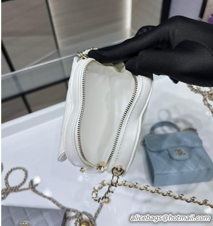 Top Quality Chanel 2022S Love Heart mini Lambskin Crossbody Chain Bag AO2784 White