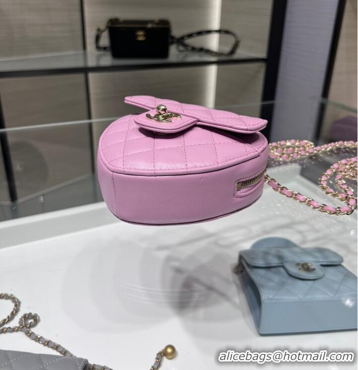 Low Cost Chanel 2022S Love Heart mini Lambskin Crossbody Chain Bag AO2784 pink