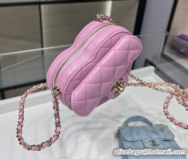 Low Cost Chanel 2022S Love Heart mini Lambskin Crossbody Chain Bag AO2784 pink