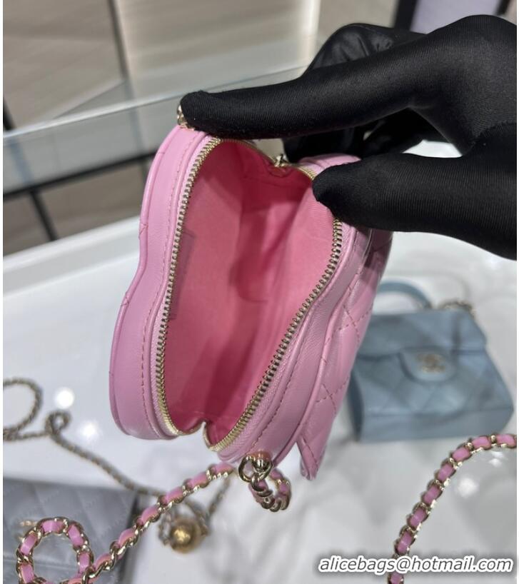 Low Cost Chanel 2022S Love Heart mini Lambskin Crossbody Chain Bag AO2784 pink