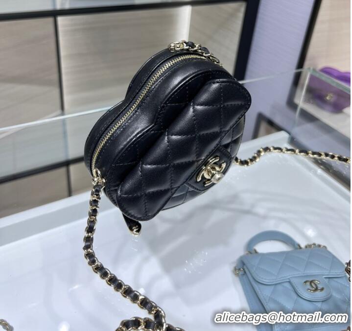 Buy Discount Chanel 2022S Love Heart mini Lambskin Crossbody Chain Bag AO2784 black