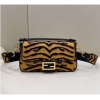 Top Quality FENDI MIDI BAGUETTE fabric Shoulder Bag 8BM023 Brown