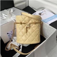 Stylish Chanel Drawstring Bag & Gold Metal AS3116 yellow